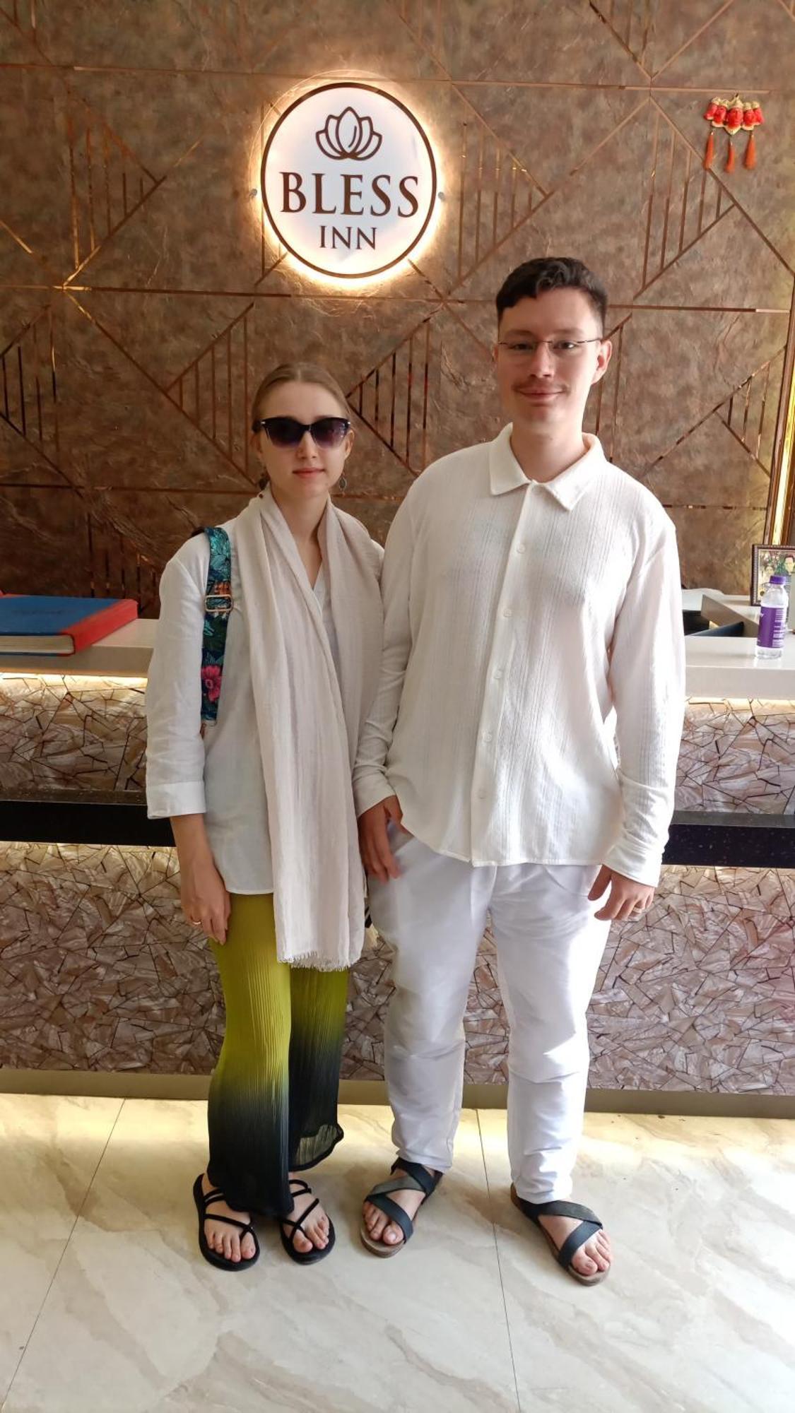 Bless Inn - Near Connaught Place Ню Делхи Екстериор снимка