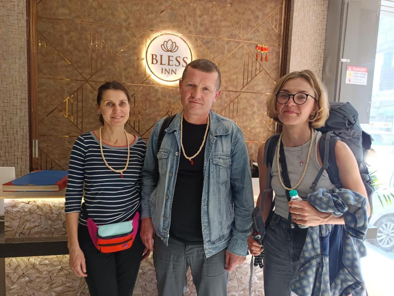 Bless Inn - Near Connaught Place Ню Делхи Екстериор снимка